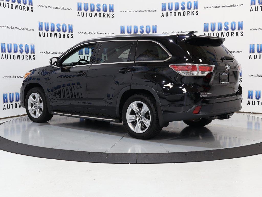 2016 Toyota Highlander - $26,500
