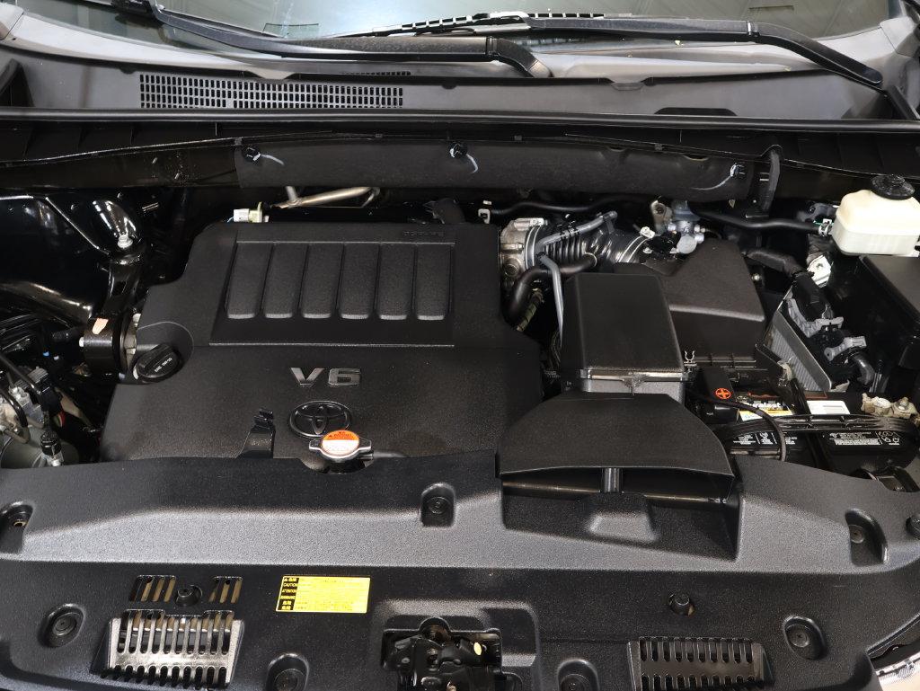 2016 Toyota Highlander - $26,500