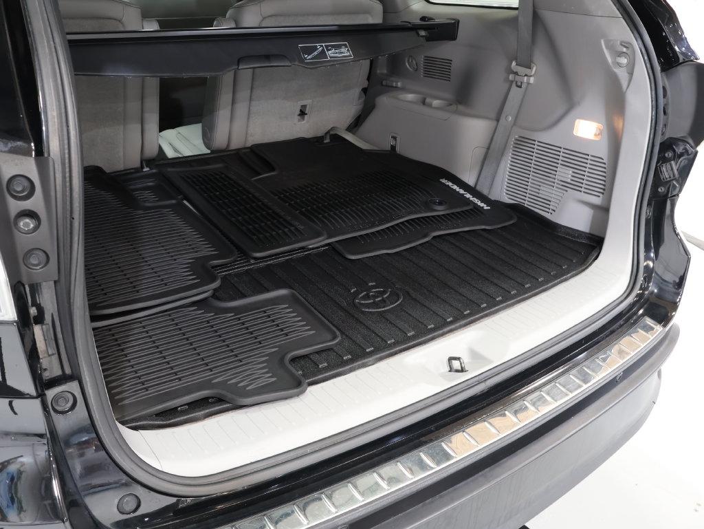 2016 Toyota Highlander - $26,500
