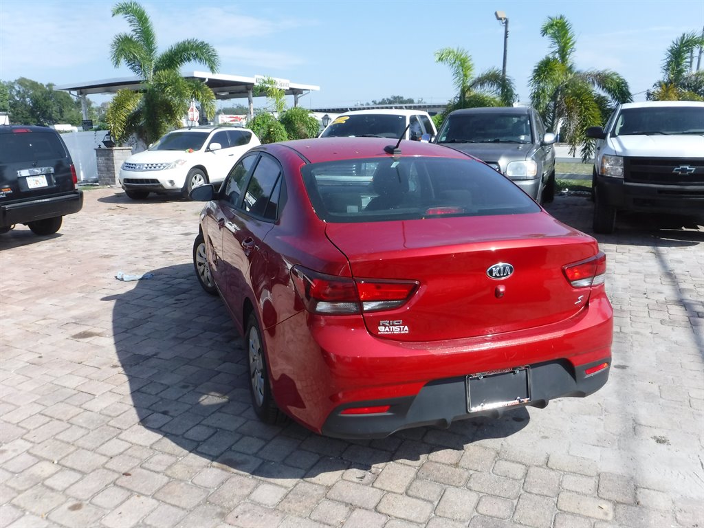 2018 KIA Rio Sedan - $14,995