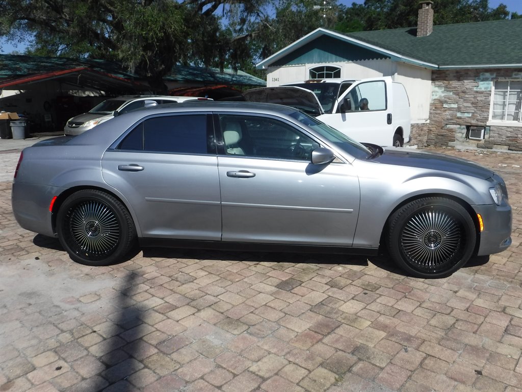2016 Chrysler 300