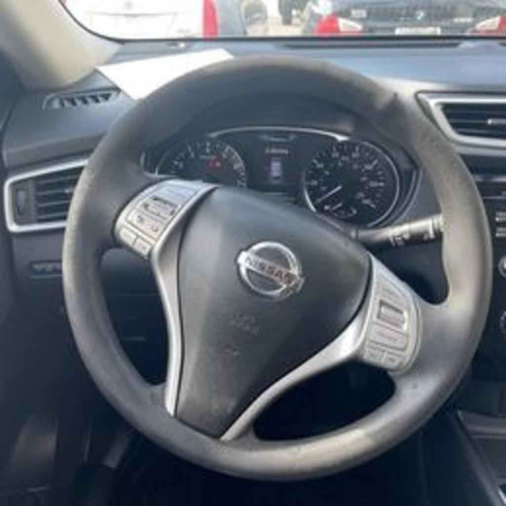 2016 Nissan Rogue - $11,995