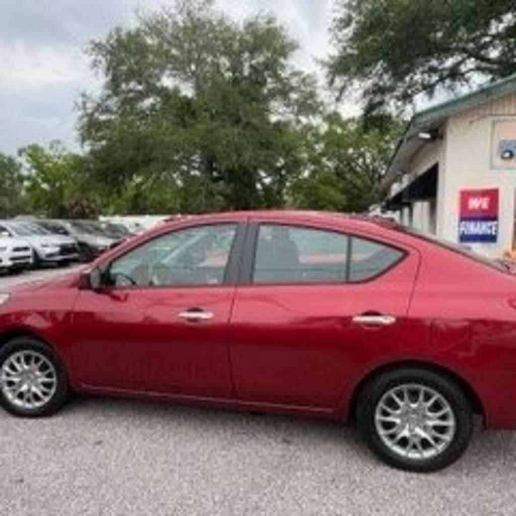 2018 Nissan Versa