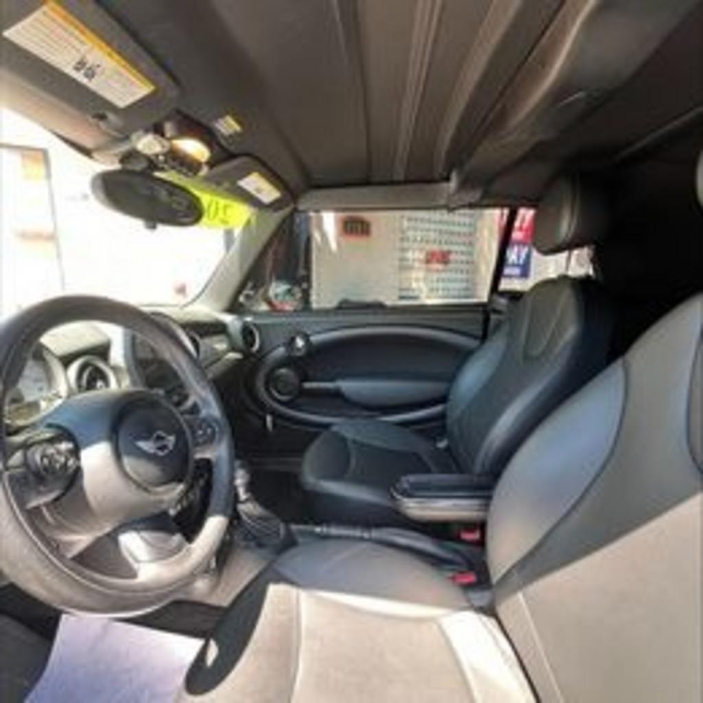 2016 Mini Countryman S ALL4 photo 17