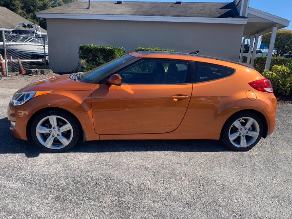 2014 Hyundai Veloster - $15,995