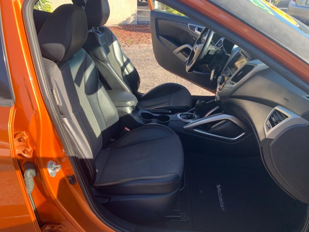 2014 Hyundai Veloster - $15,995