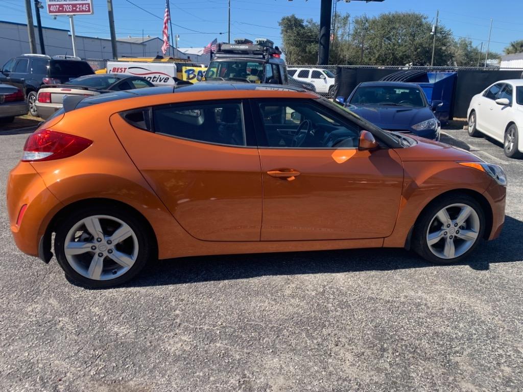 2014 Hyundai Veloster - $15,995