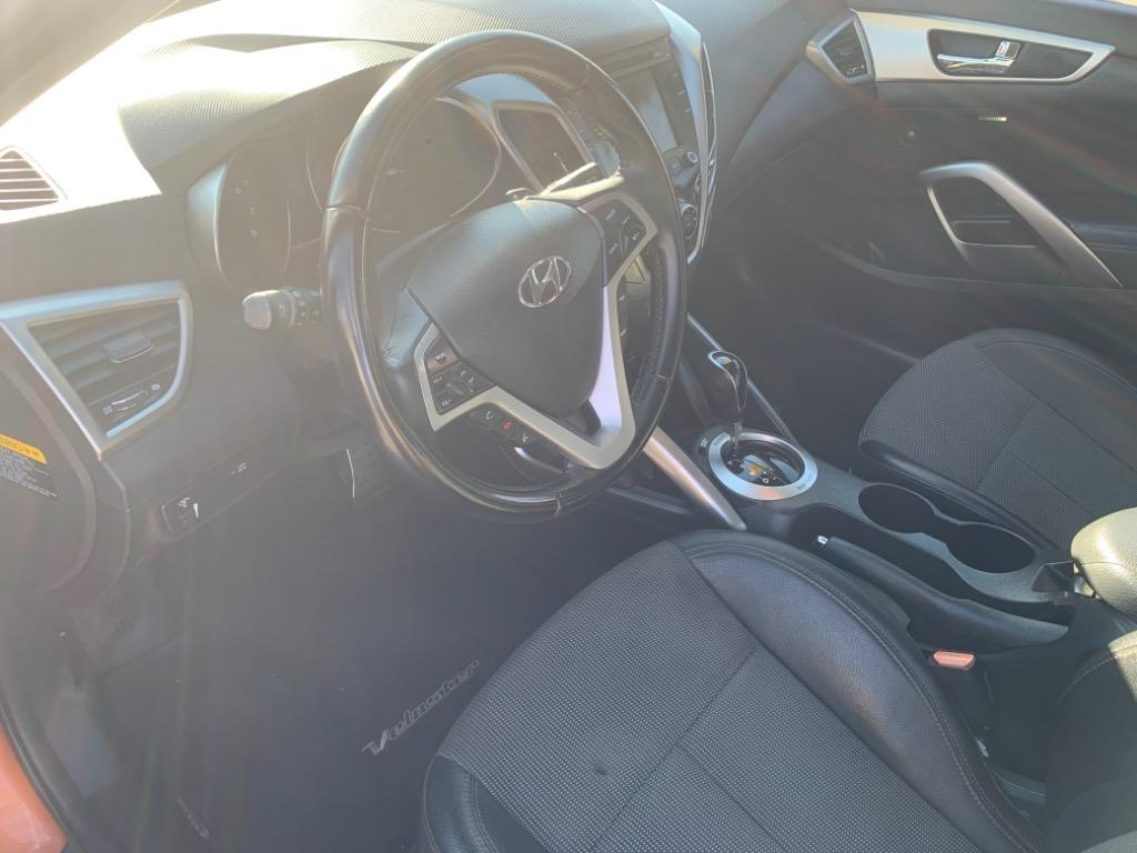 2014 Hyundai Veloster - $15,995