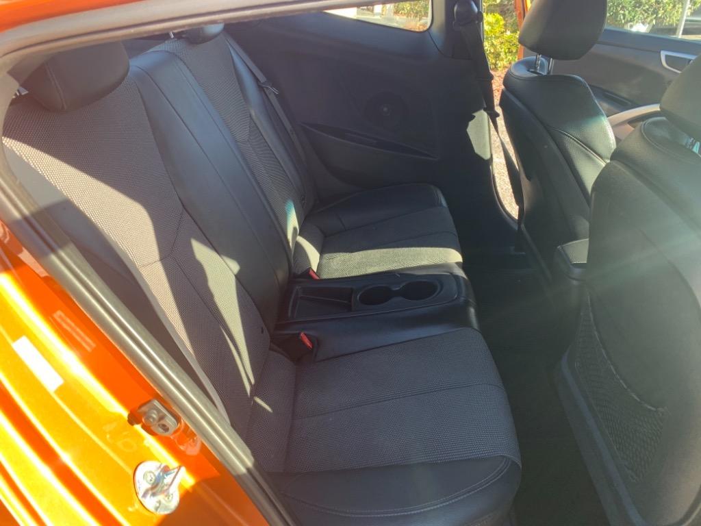 2014 Hyundai Veloster - $15,995