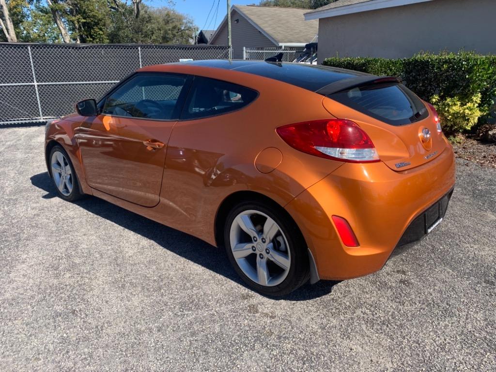 2014 Hyundai Veloster - $15,995
