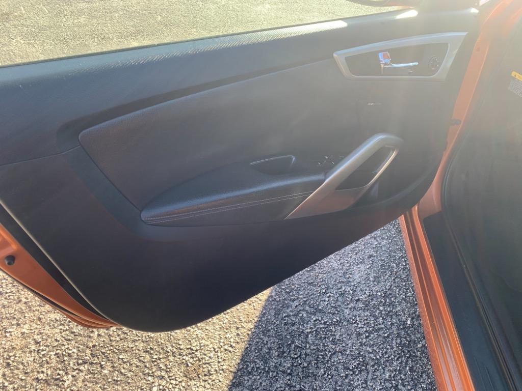 2014 Hyundai Veloster - $15,995