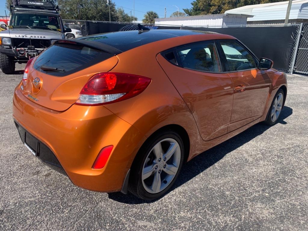 2014 Hyundai Veloster - $15,995