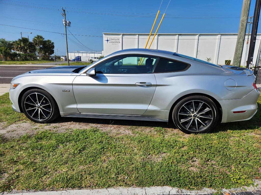 2016 Ford Mustang GT photo