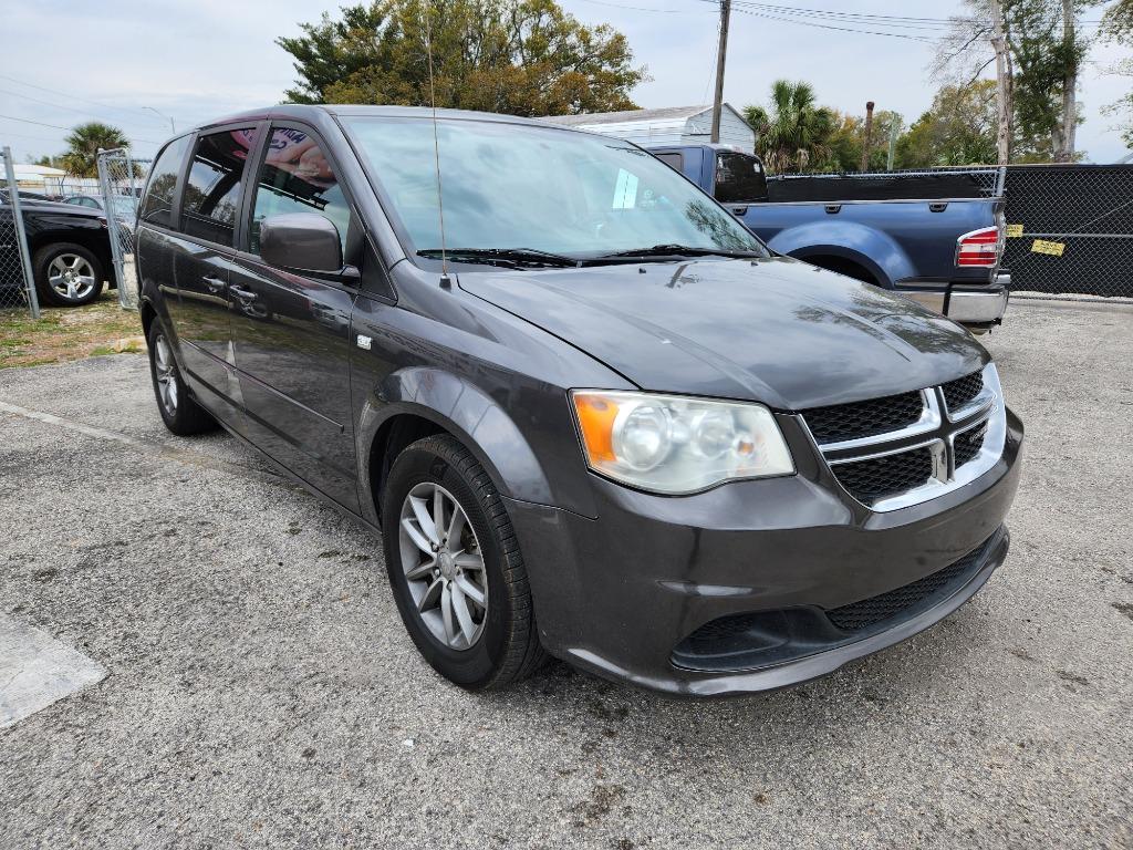 2014 Dodge Grand Caravan - $9,499