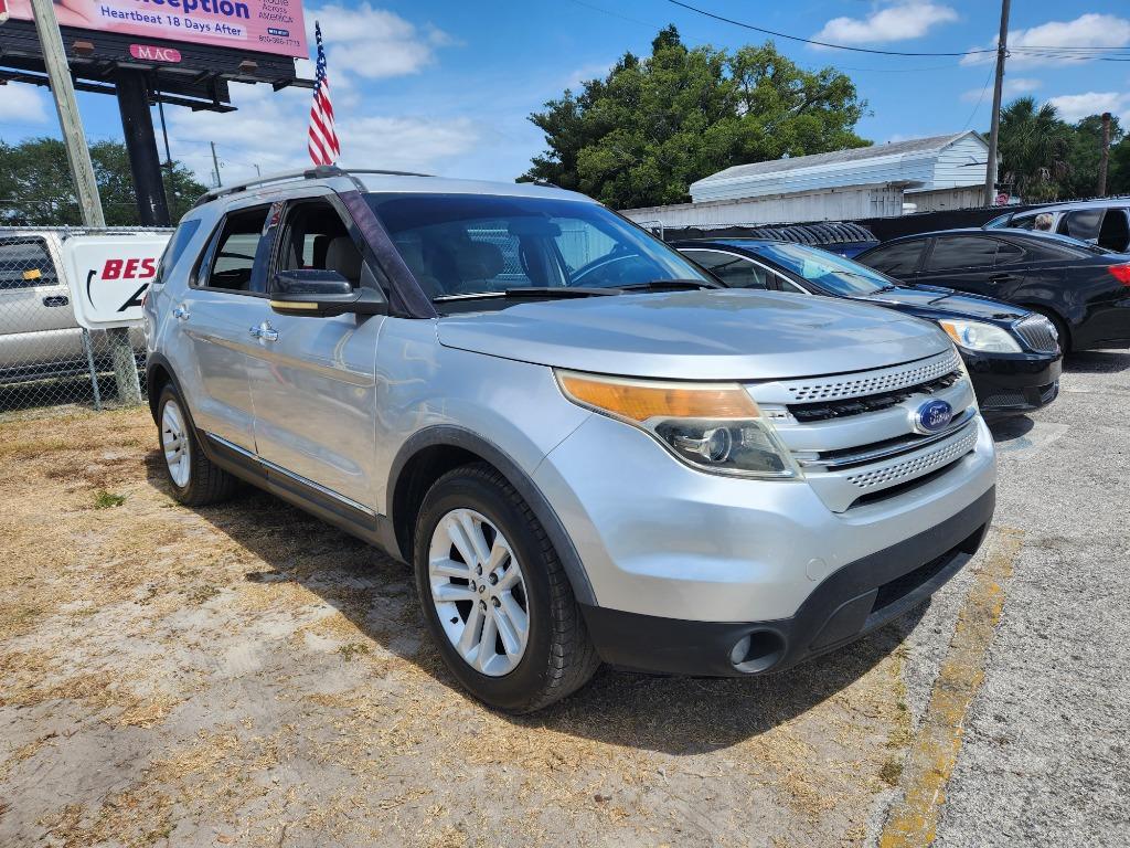 2014 Ford Explorer XLT photo