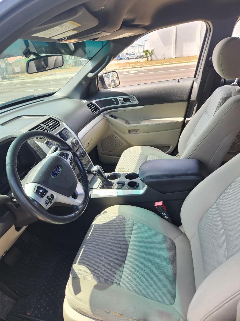 2014 Ford Explorer XLT photo