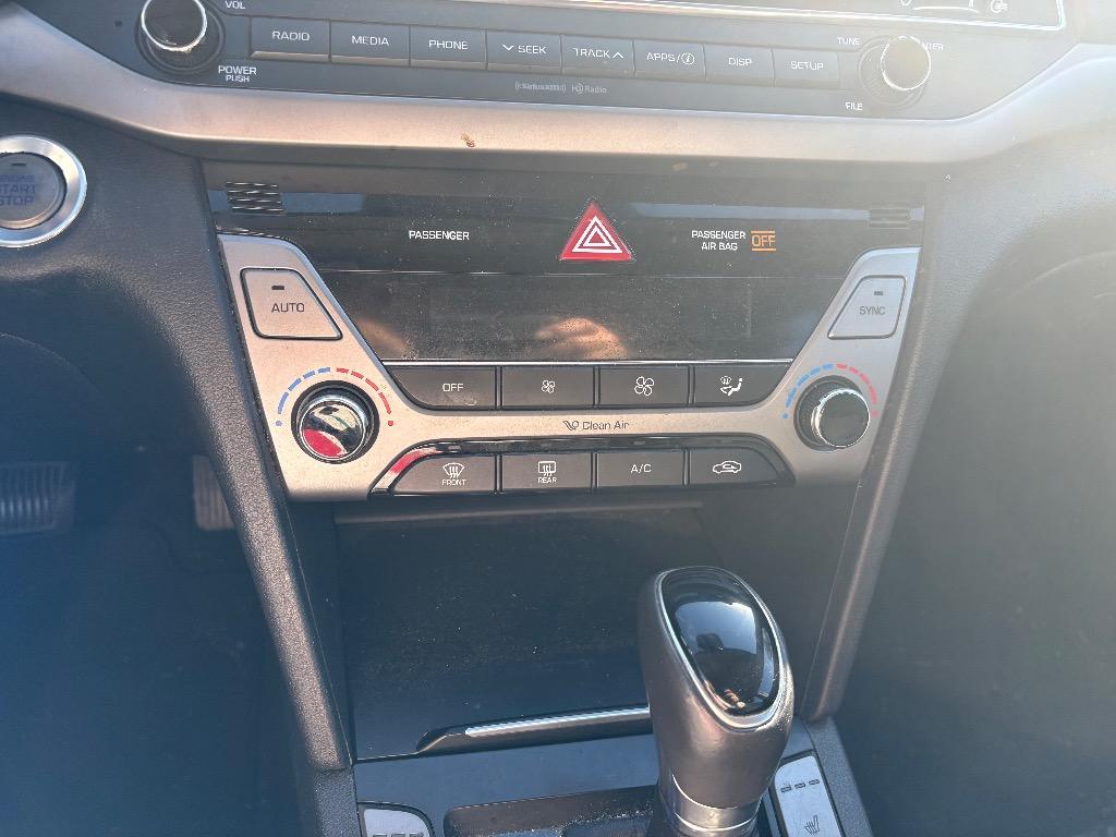 2017 Hyundai Elantra - $8,995