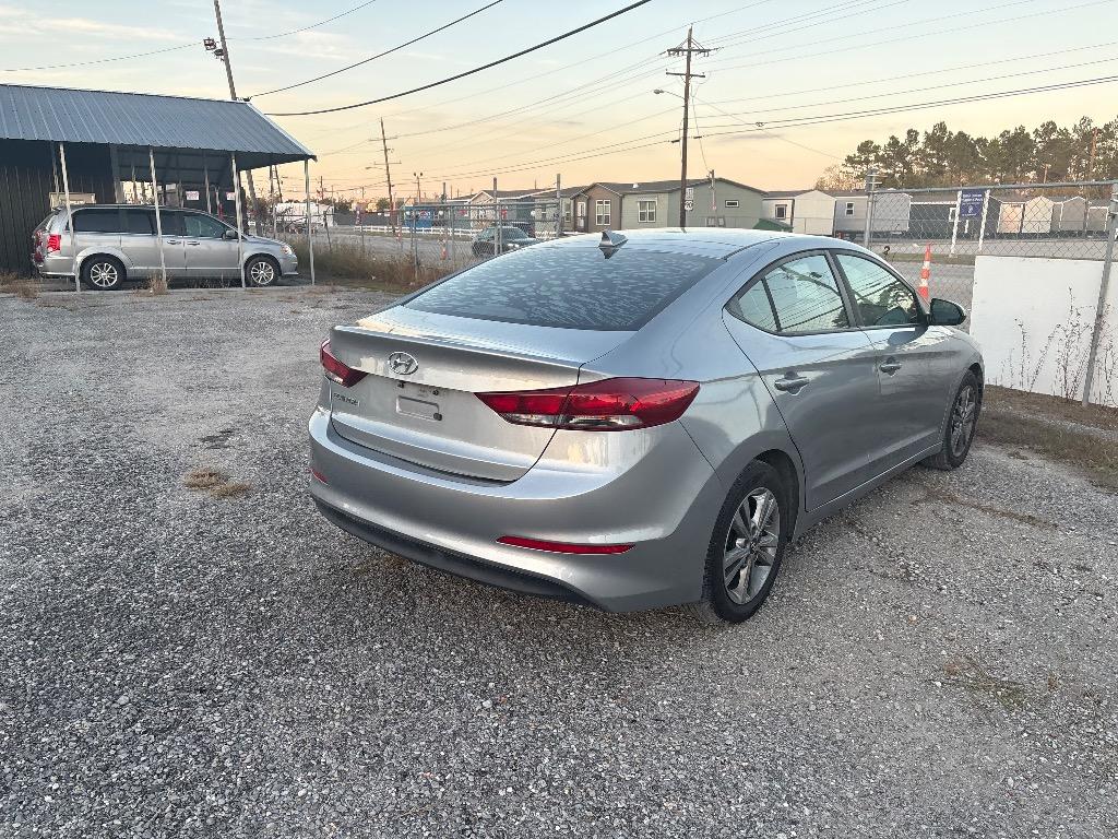 2017 Hyundai Elantra - $8,995