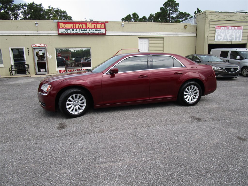 2013 Chrysler 300 photo