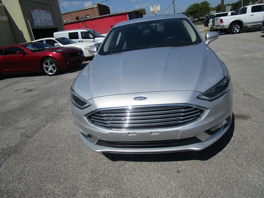 2018 Ford Fusion Platinum photo