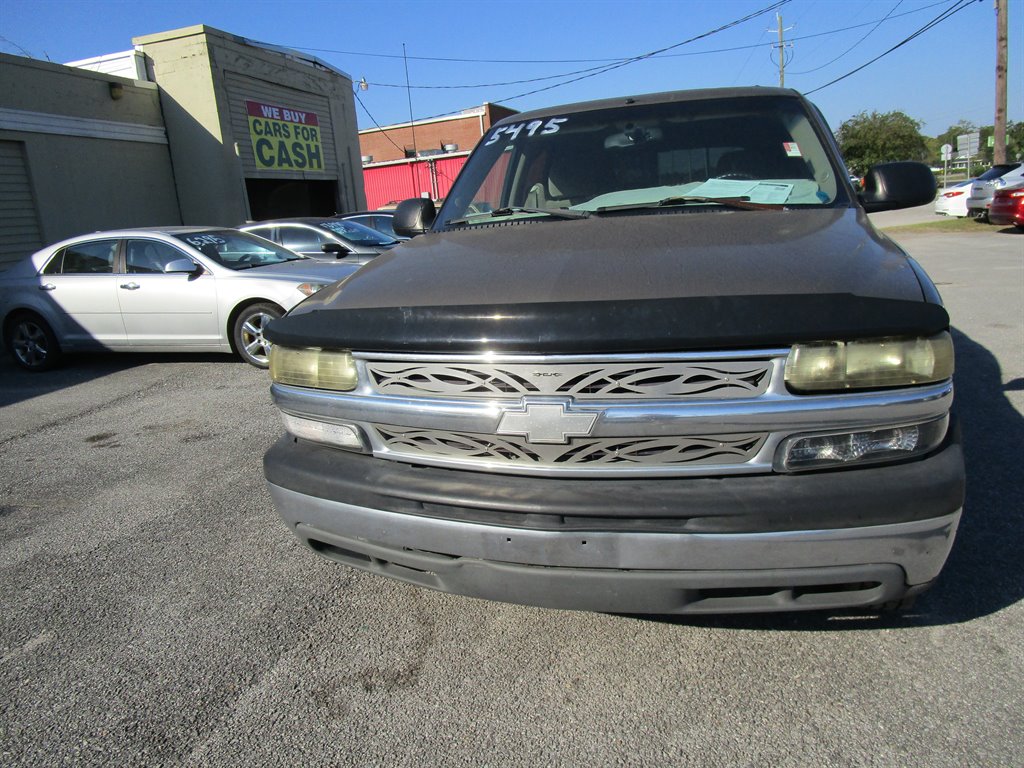 2003 Chevrolet Tahoe photo