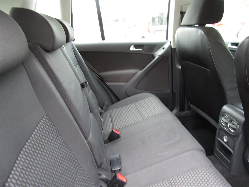 2011 Volkswagen Tiguan S photo