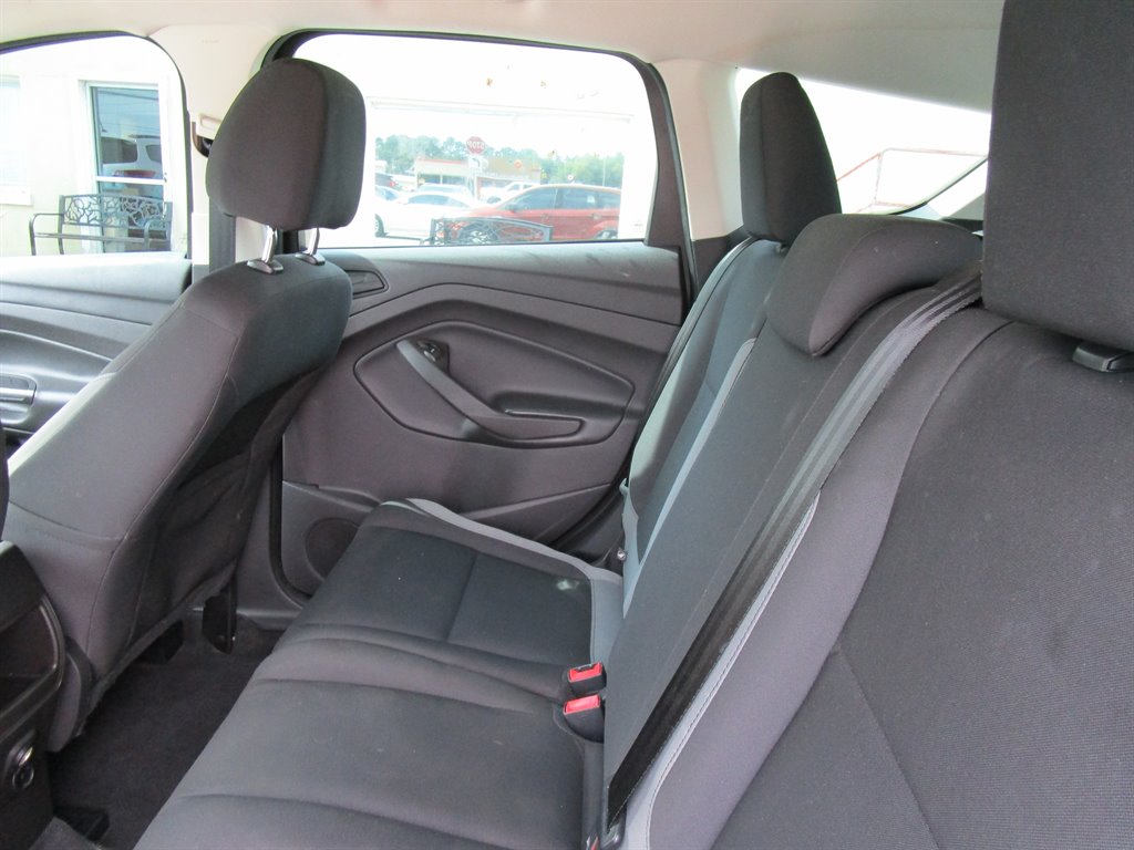 2015 Ford Escape - $6,495