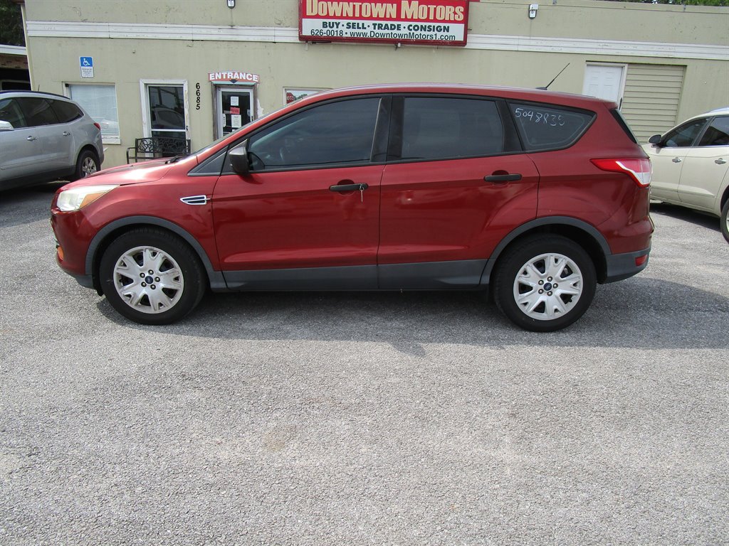 2015 Ford Escape - $6,495