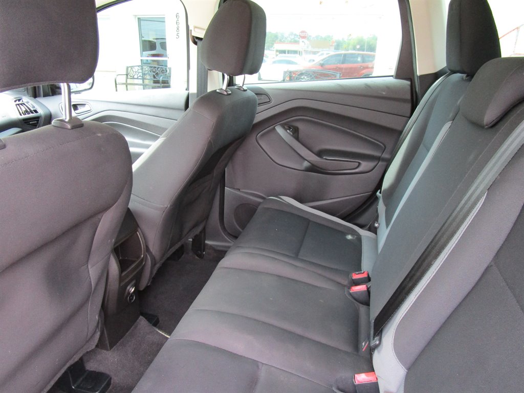 2015 Ford Escape - $6,495
