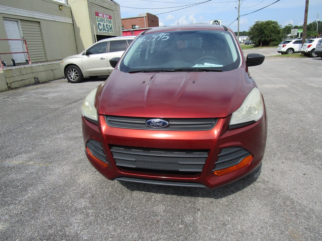2015 Ford Escape - $6,495