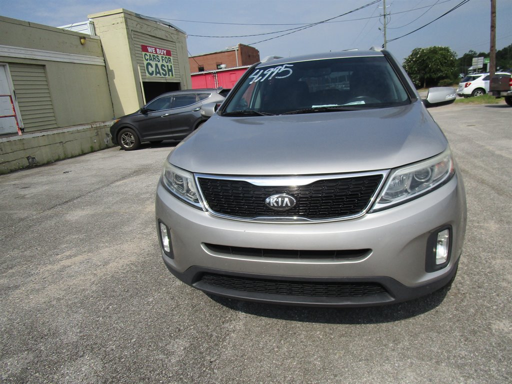 2014 Kia Sorento - $4,495