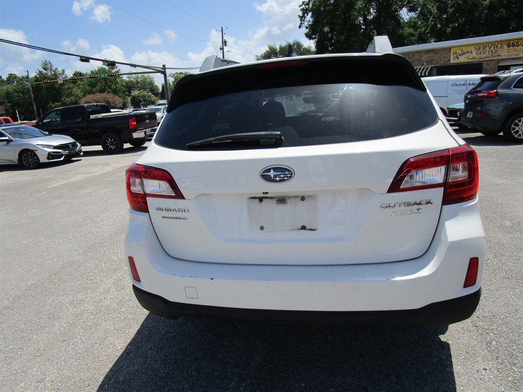 2017 Subaru Outback - $4,995