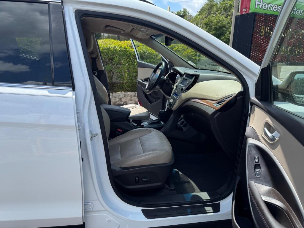 2014 Hyundai Santa Fe Sport - $15,995