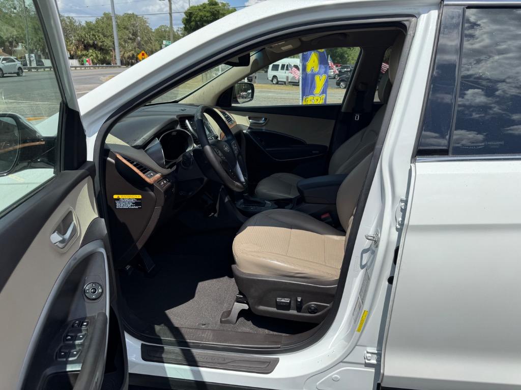 2014 Hyundai Santa Fe Sport - $15,995