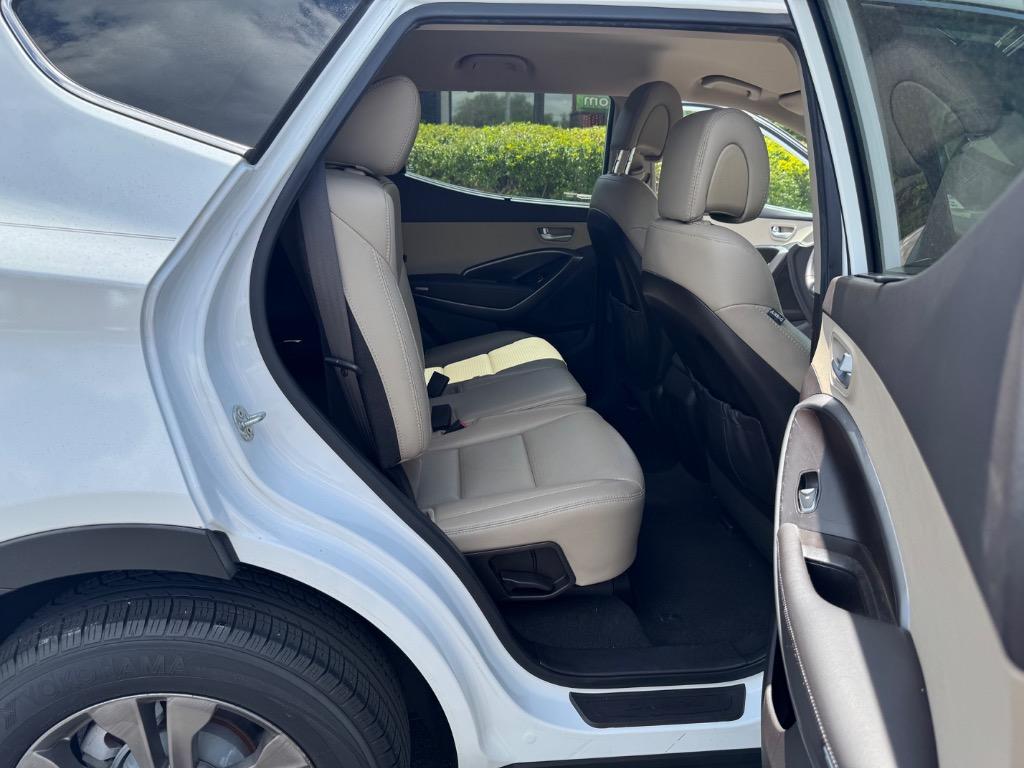 2014 Hyundai Santa Fe Sport - $15,995