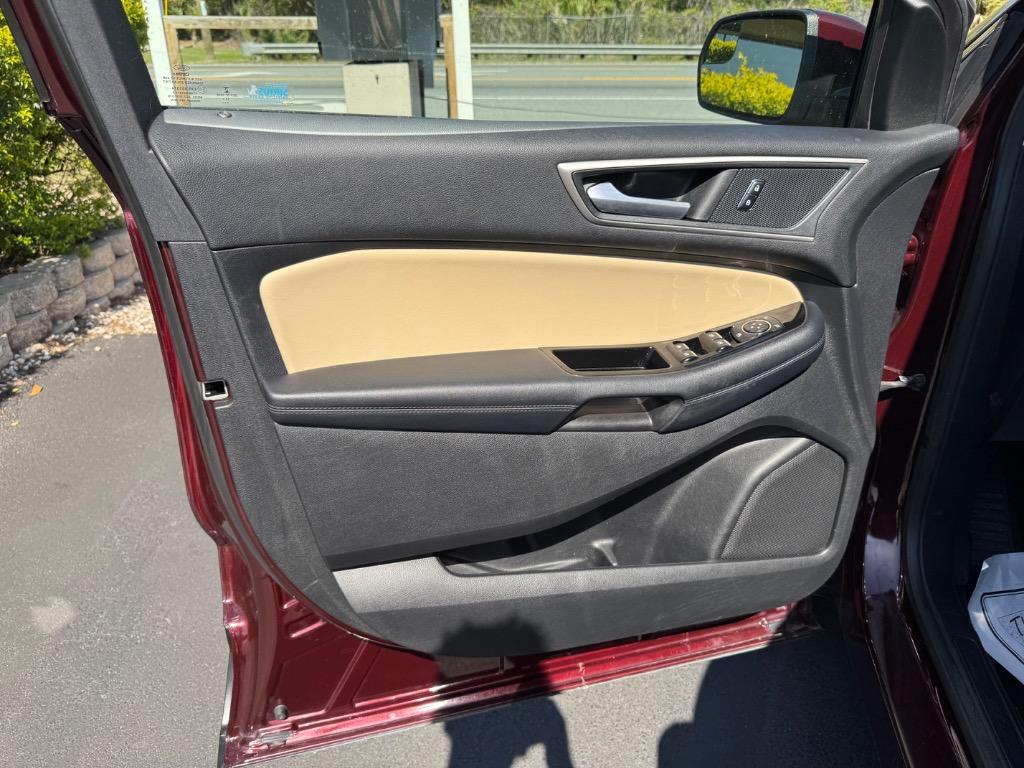 2018 Ford Edge - $16,995