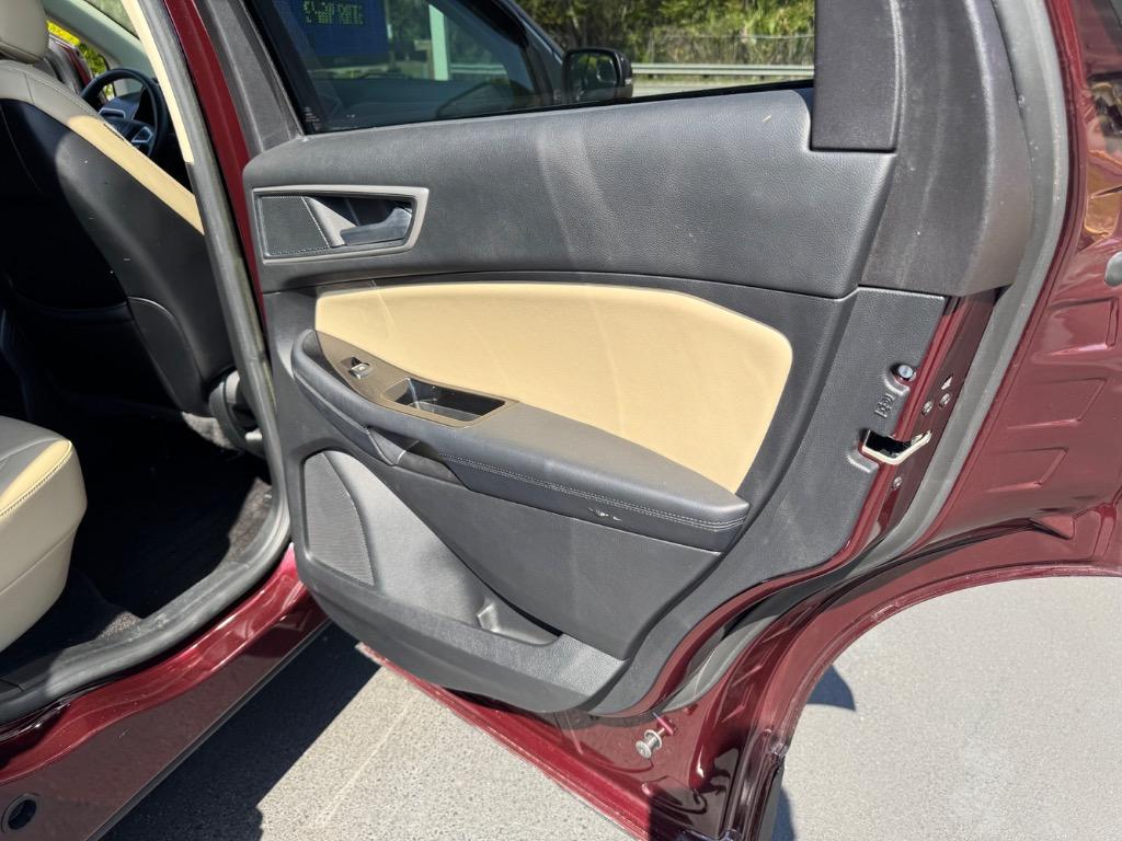 2018 Ford Edge - $16,995