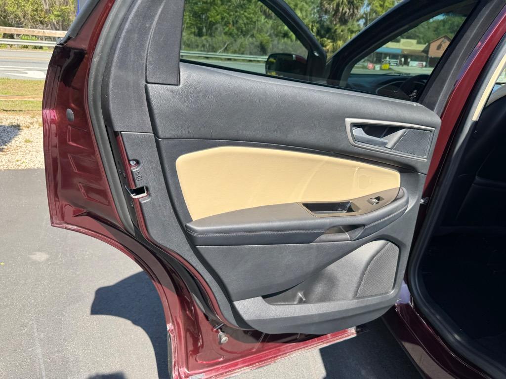 2018 Ford Edge - $16,995