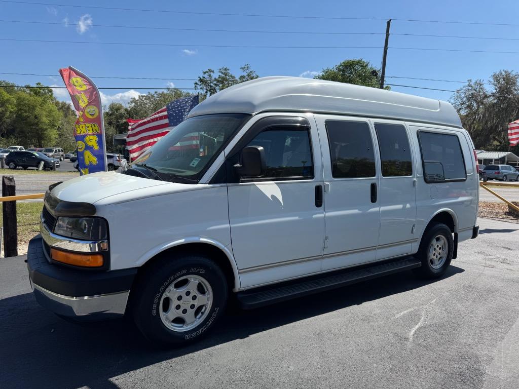 2004 Chevrolet Express - $13,995
