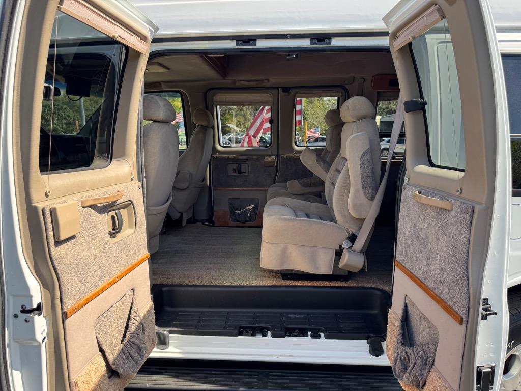 2004 Chevrolet Express - $13,995