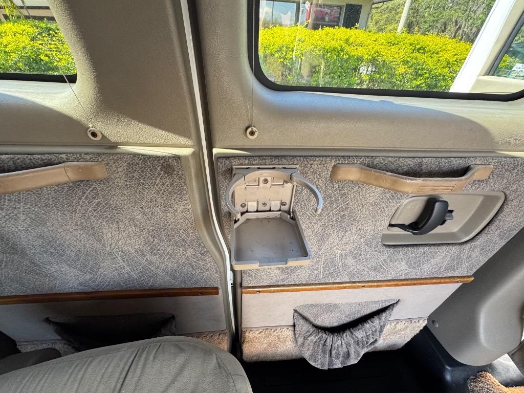 2004 Chevrolet Express - $13,995