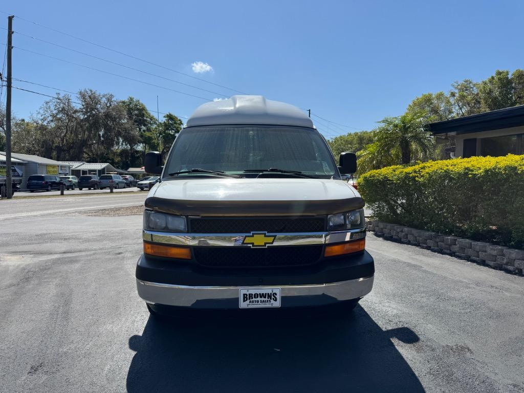 2004 Chevrolet Express - $13,995