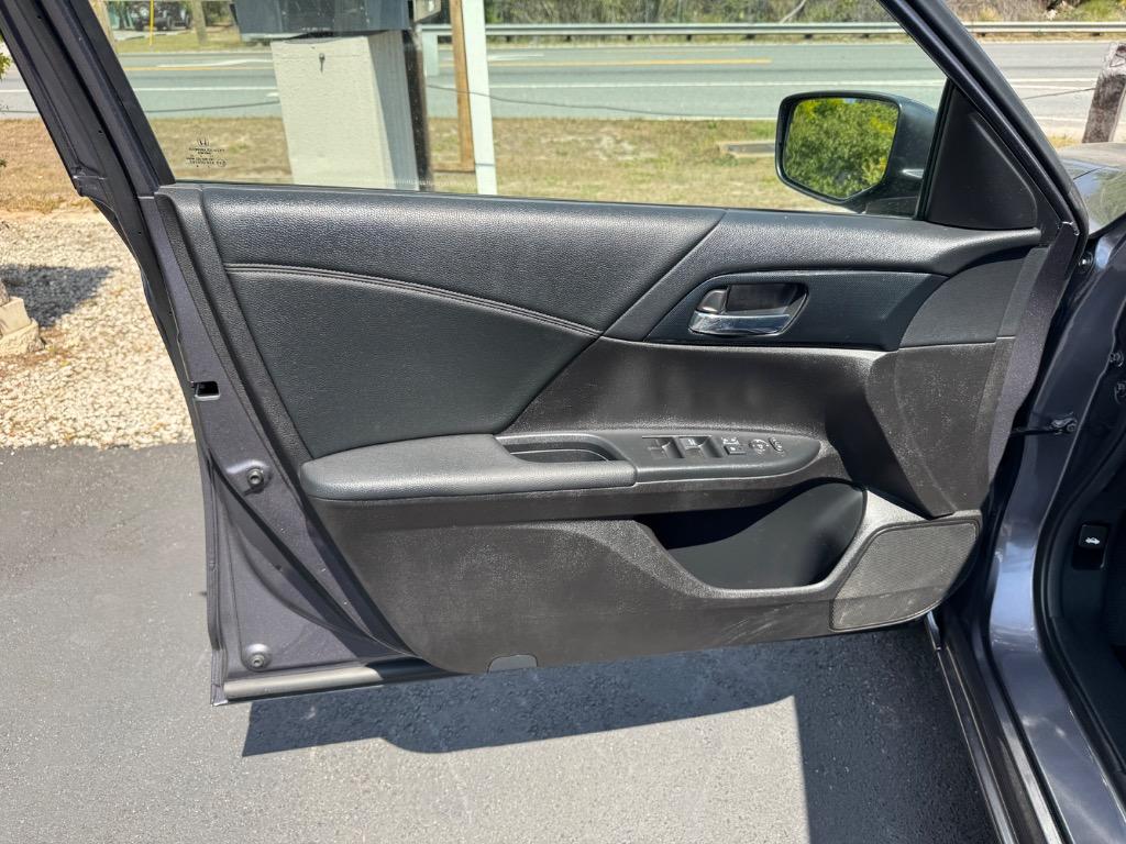 2014 Honda Accord - $11,995