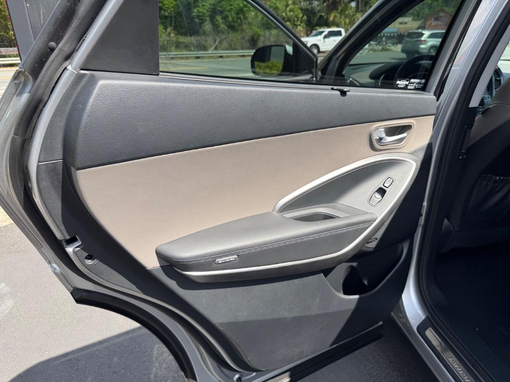 2016 Hyundai Santa Fe Limited photo