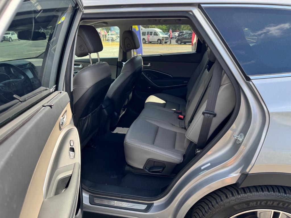 2016 Hyundai Santa Fe Limited photo