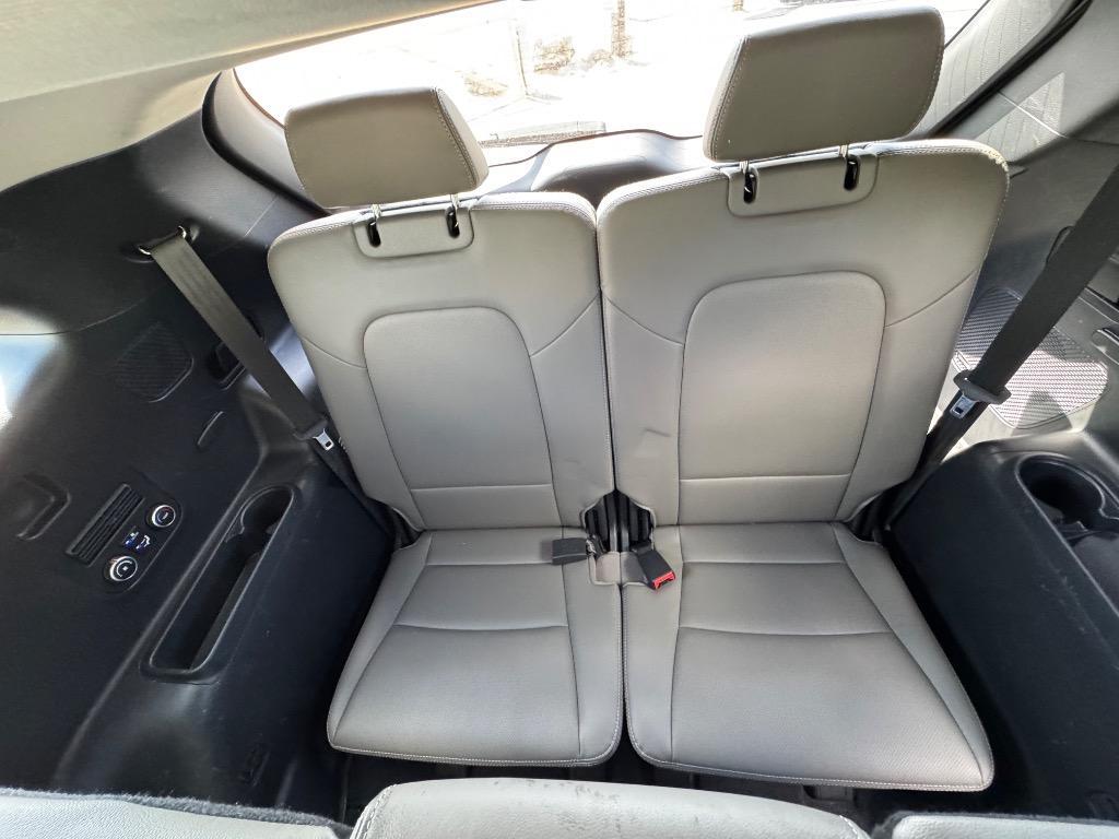 2016 Hyundai Santa Fe Limited photo
