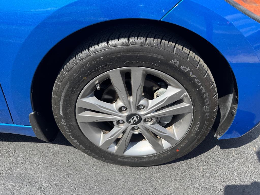 2018 Hyundai Elantra - $15,995