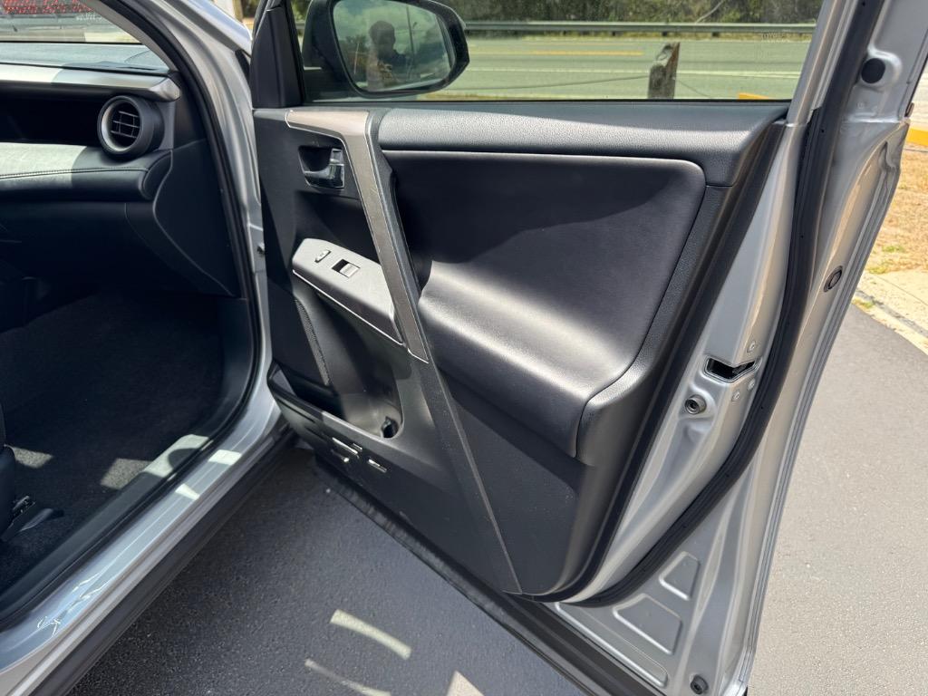 2018 Toyota RAV4 - $16,995