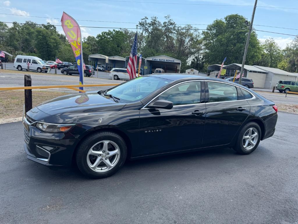 2016 Chevrolet Malibu - $15,995