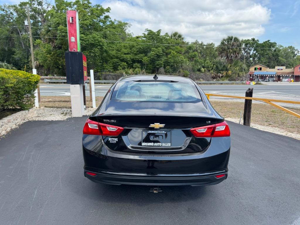 2016 Chevrolet Malibu - $15,995